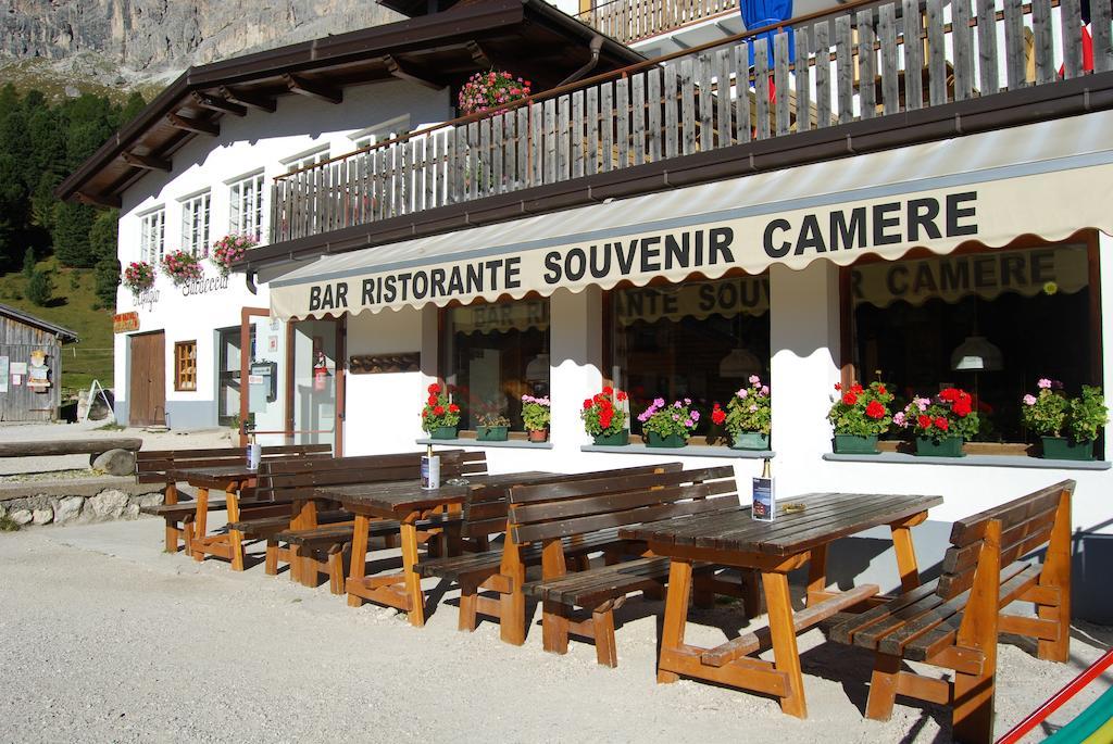 Rifugio Gardeccia Hutte Hotel Поца ди Фаса Екстериор снимка