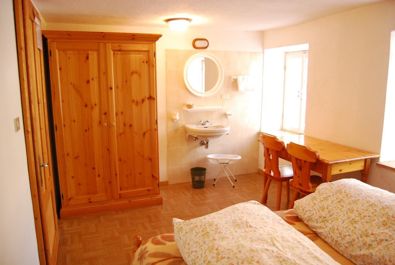 Rifugio Gardeccia Hutte Hotel Поца ди Фаса Стая снимка