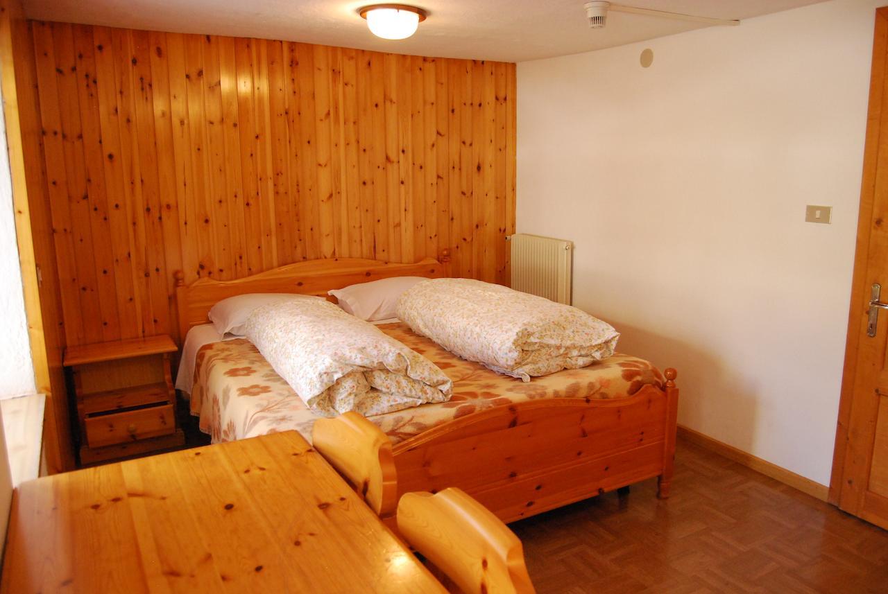 Rifugio Gardeccia Hutte Hotel Поца ди Фаса Стая снимка